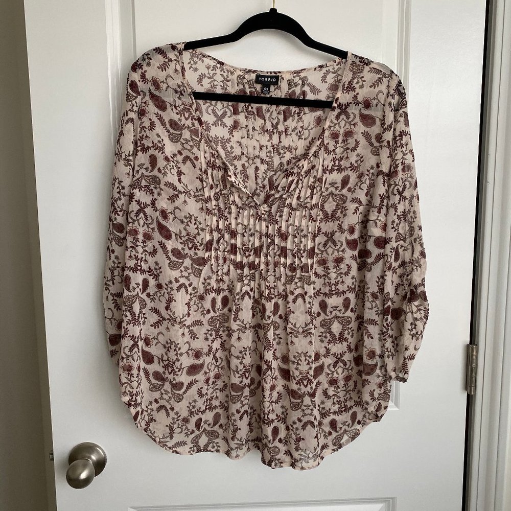 Torrid Floral Paisley Sheer 3/4 Sleeve  SIZE 00